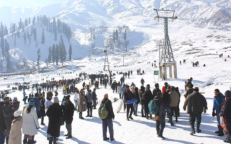DAY 2: Gulmarg sightseeing and stay